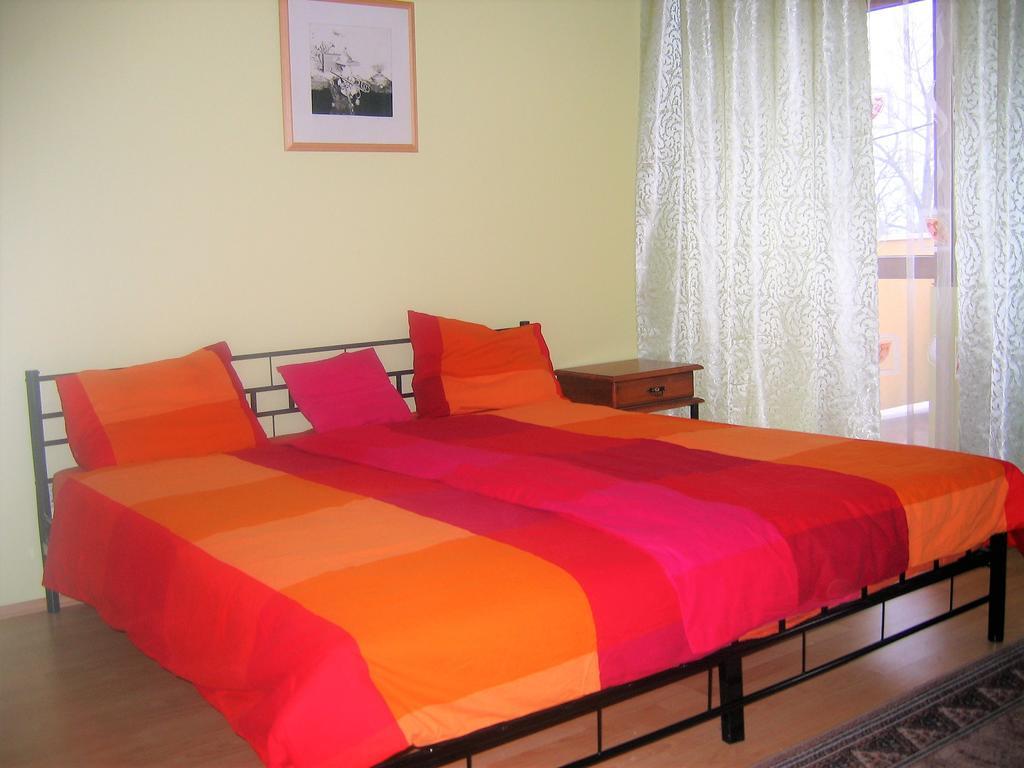 Aqua Apartman Révfülöp Екстериор снимка